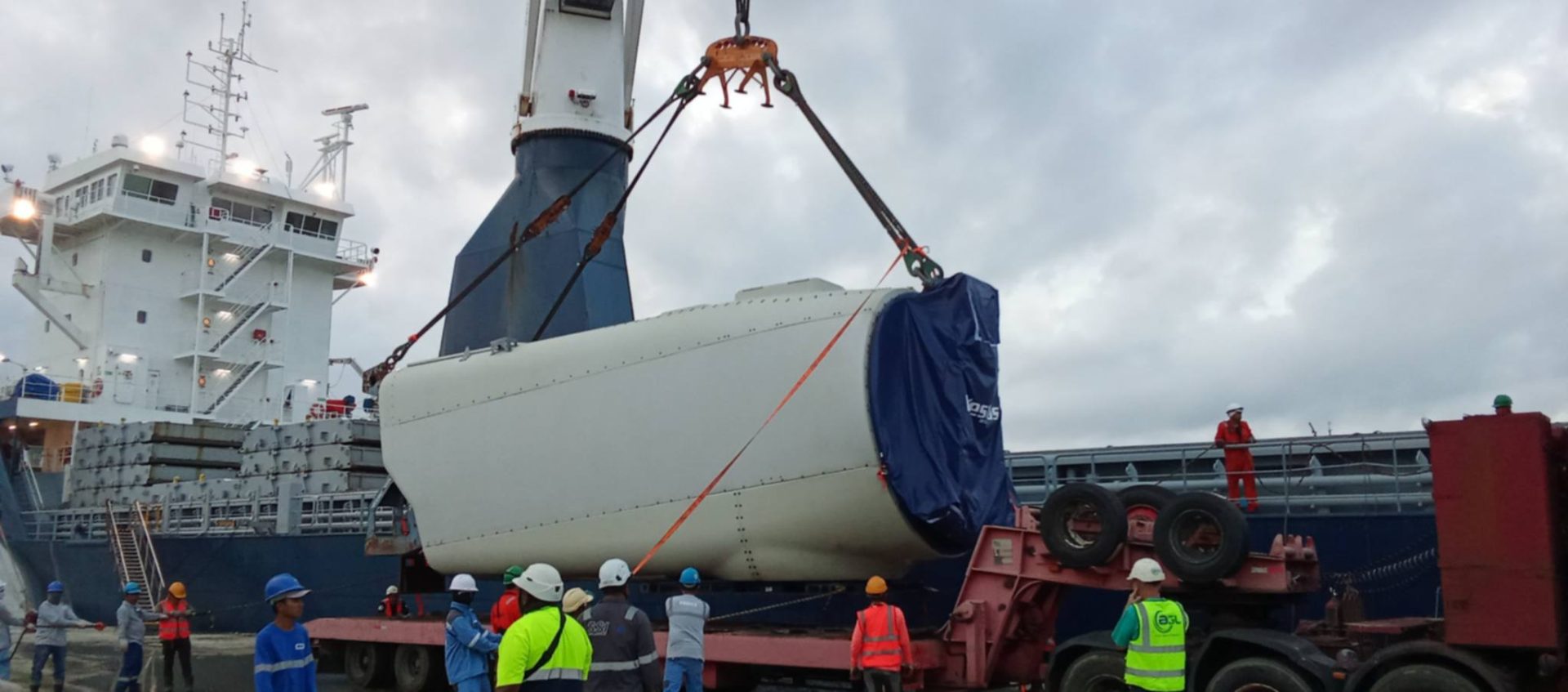 Arrastre & Stevedoring
